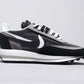 BL - NKE Waffle Black & White