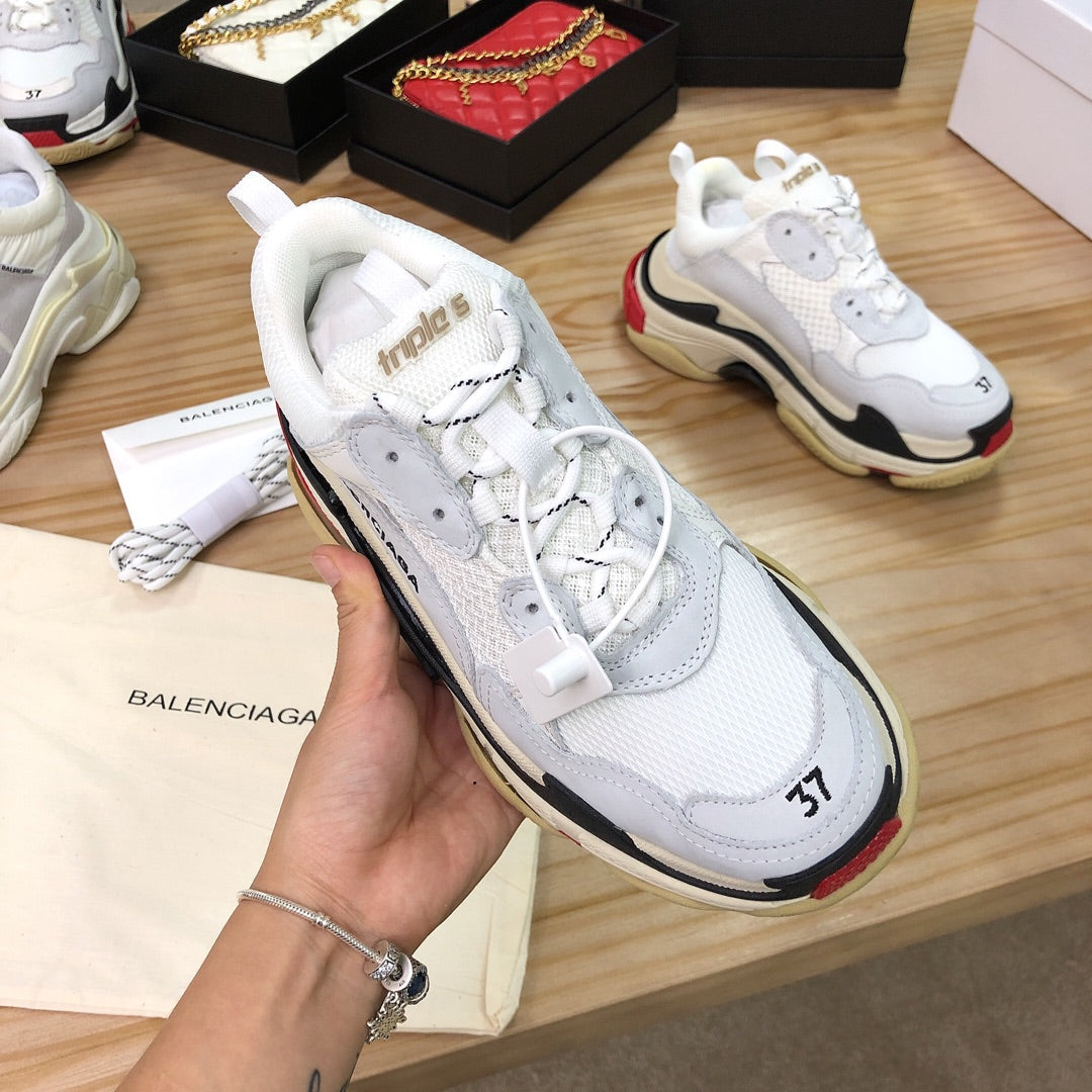BL - High Quality Bla Sneaker 071