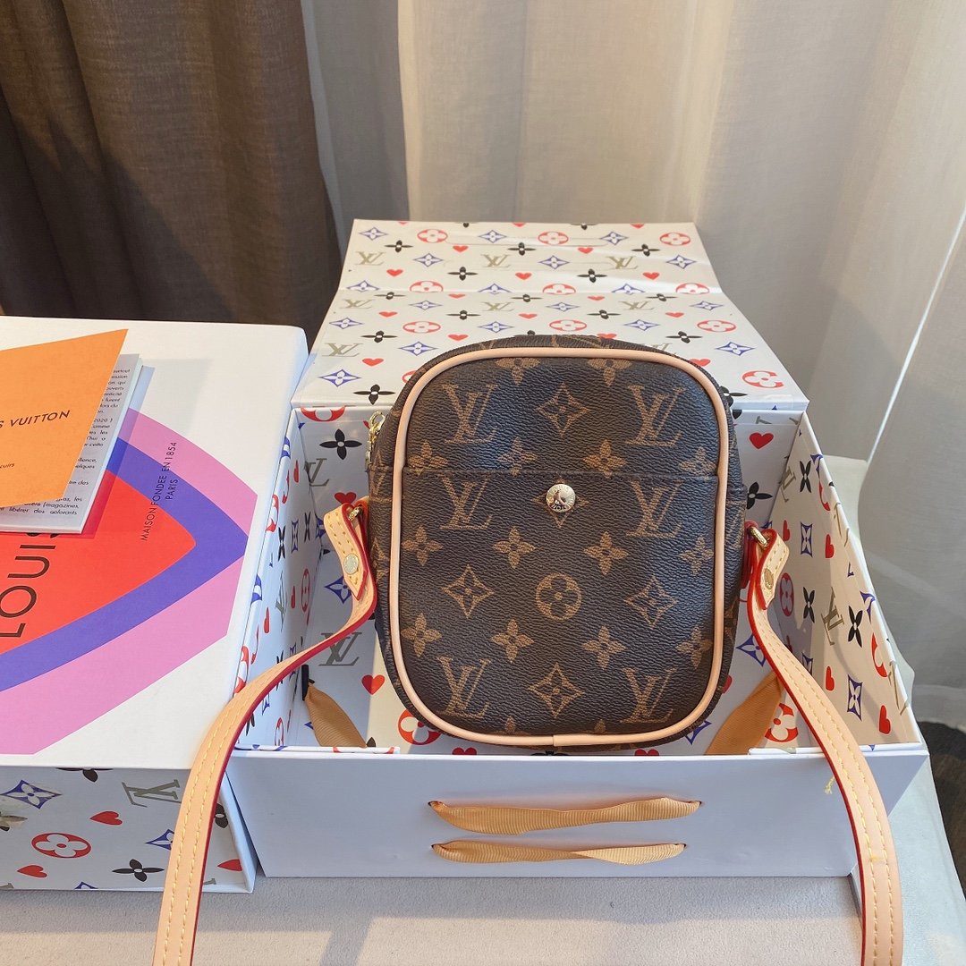 BL - High Quality Bags LUV 083