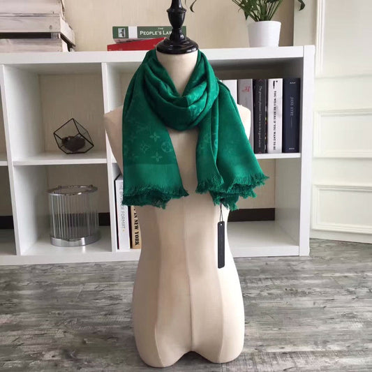 High Quality LUV  Scarf 023