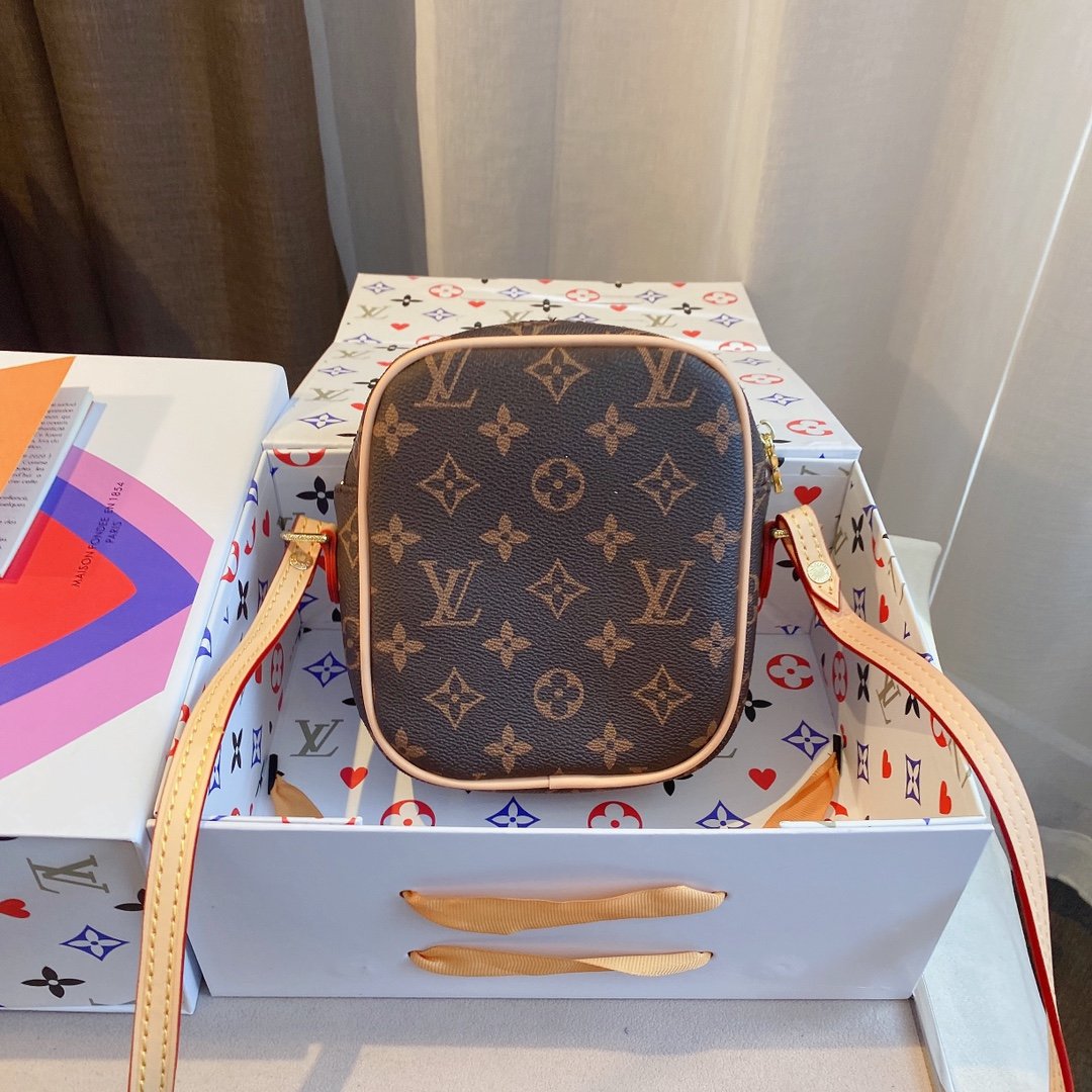 BL - High Quality Bags LUV 083