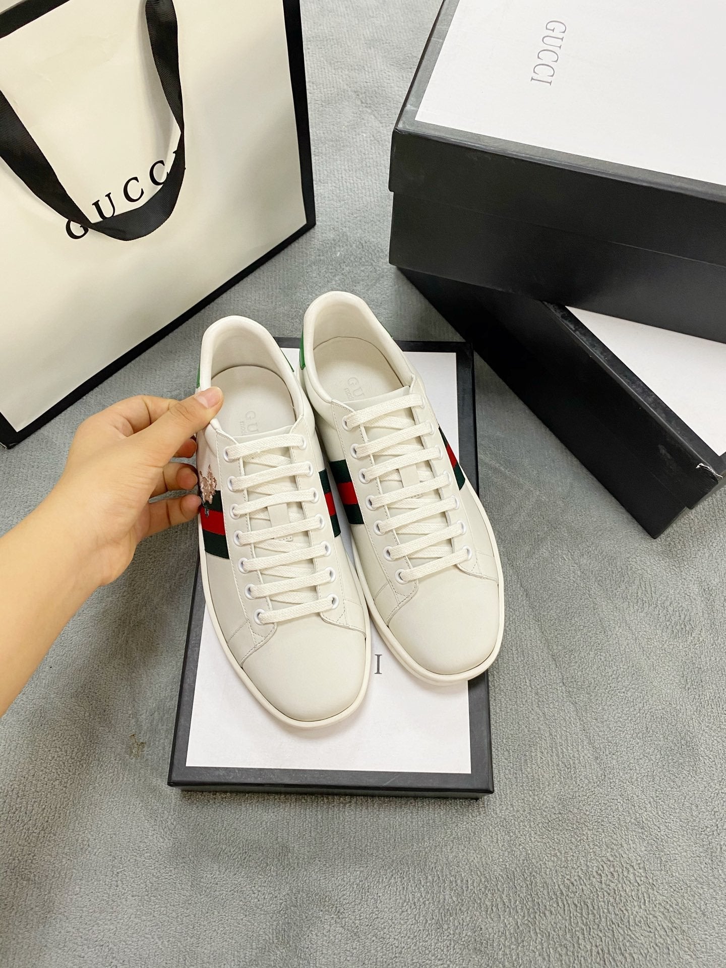 BL-GCI PIG  Ace Sneaker 074