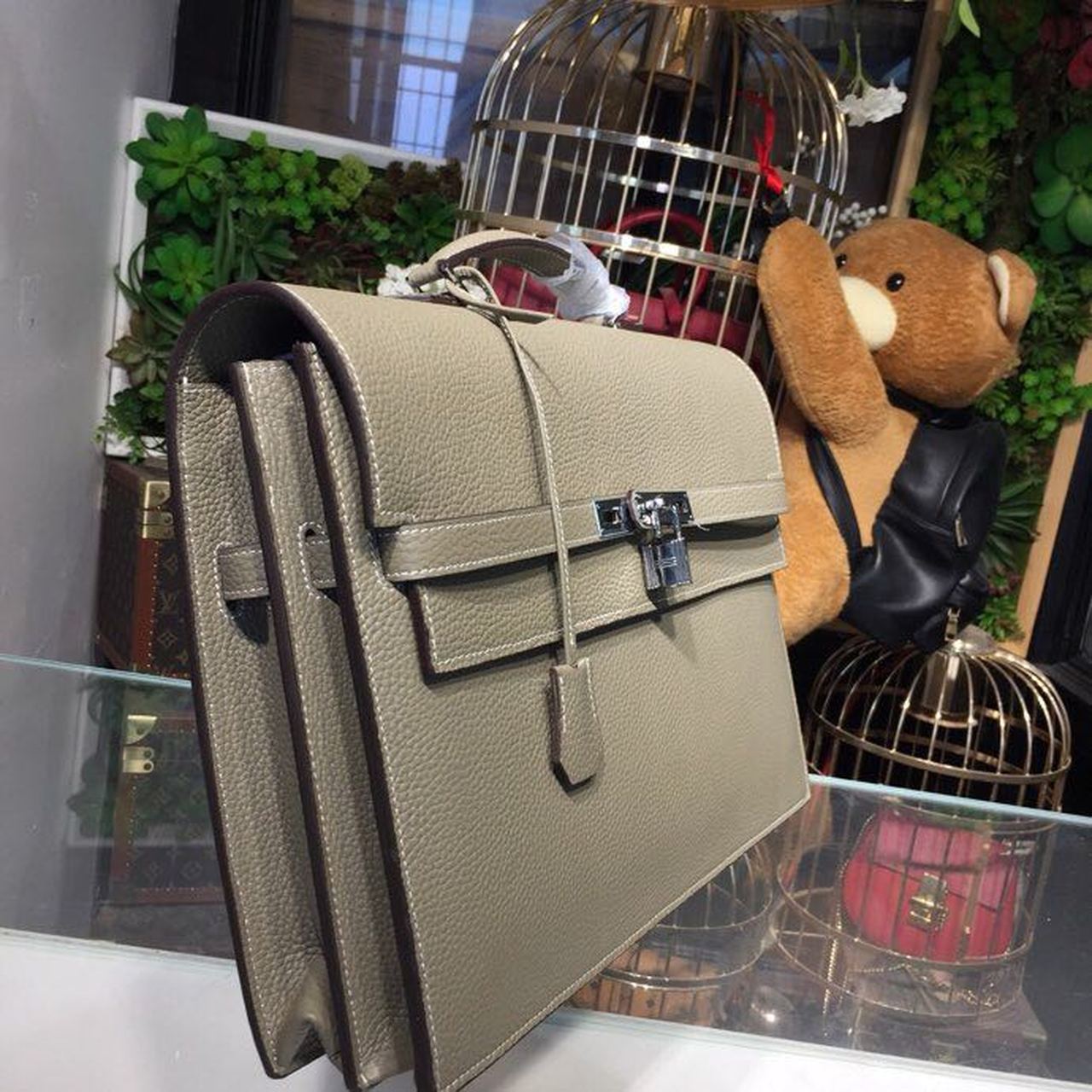 HM Kelly Depeche Etoupe For Women Palladium Hardware 15in/38cm