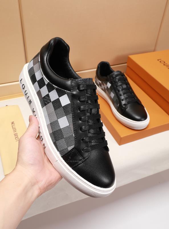 BL - LUV Black Sneaker