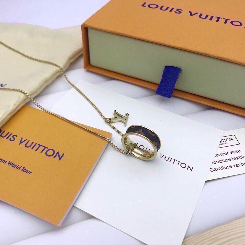 BL - High Quality Necklace LUV001