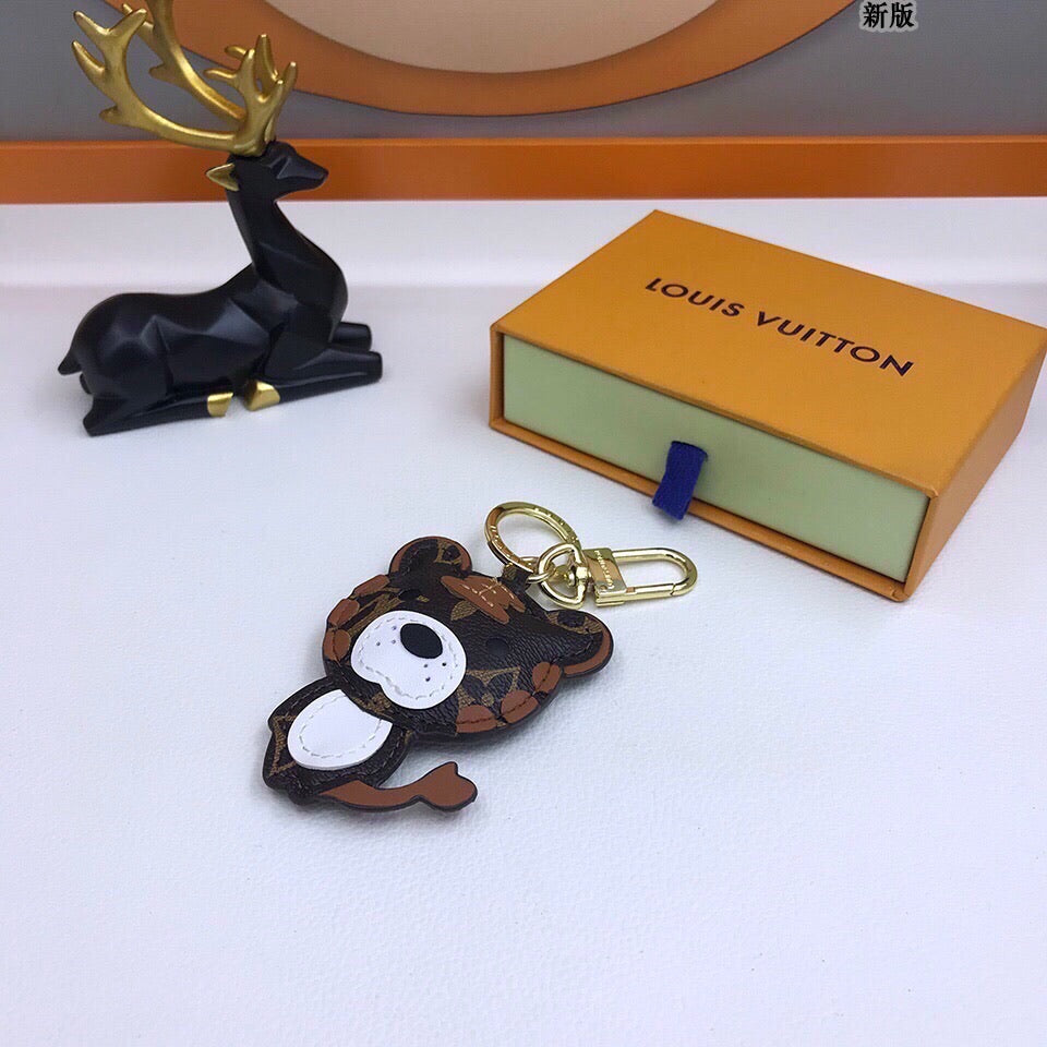 BL - High Quality Keychains LUV 020