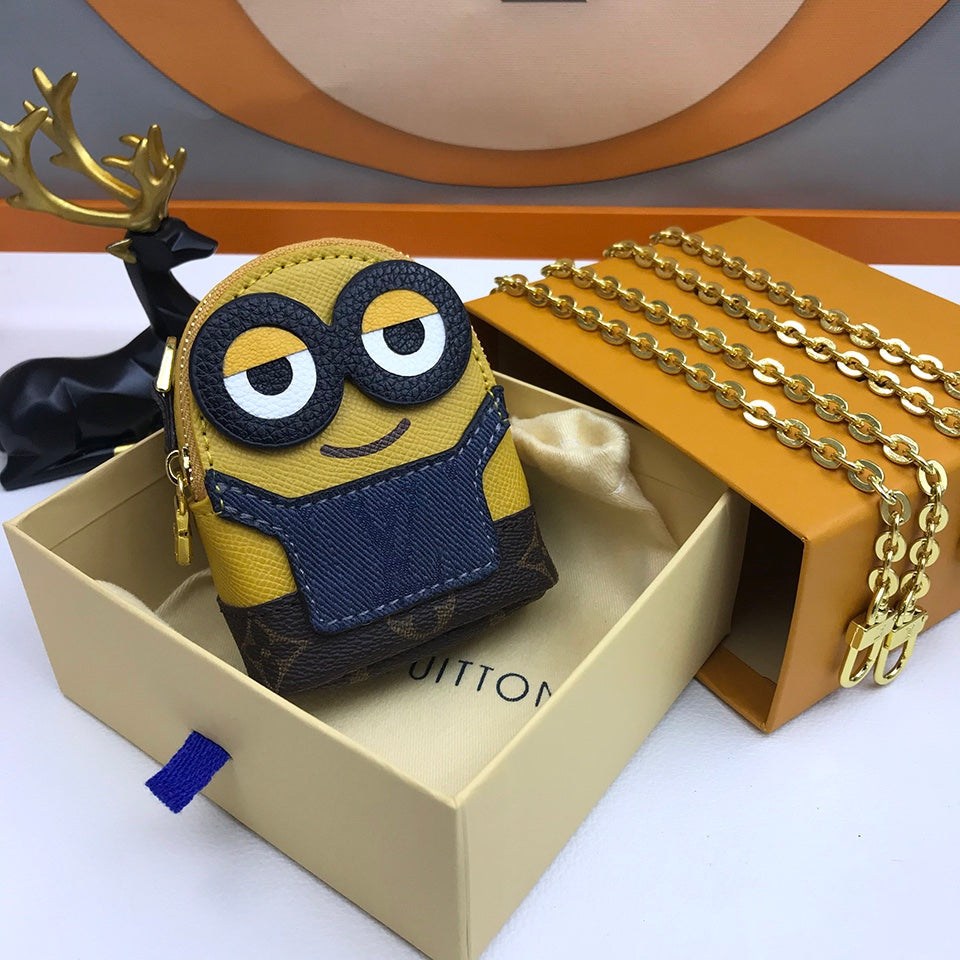 BL -High Quality Keychains LUV 062