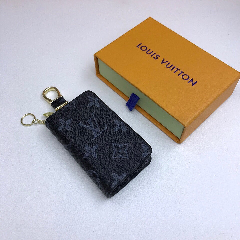 BL -High Quality Keychains LUV 064