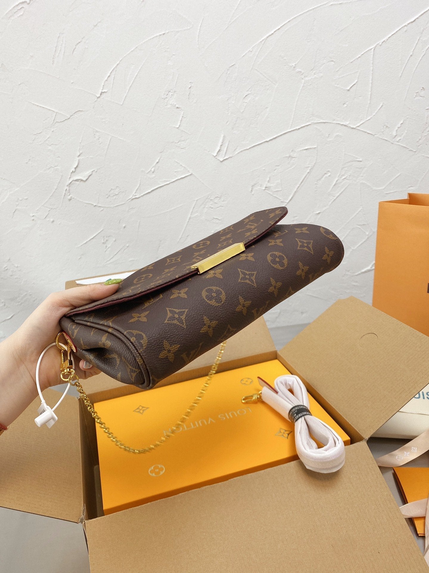 BL - High Quality Bags LUV 064