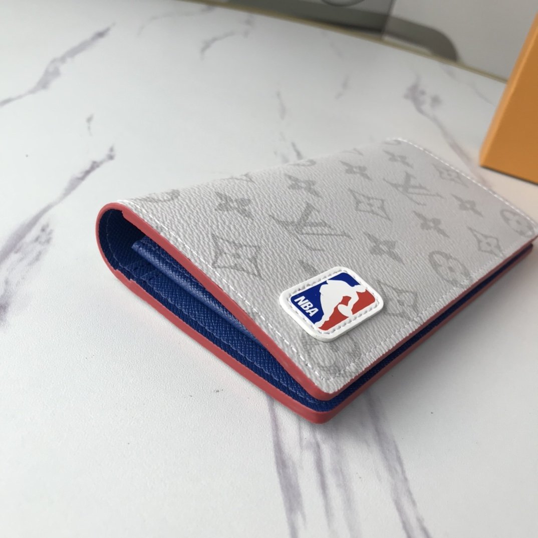 BL - High Quality Wallet LUV 031