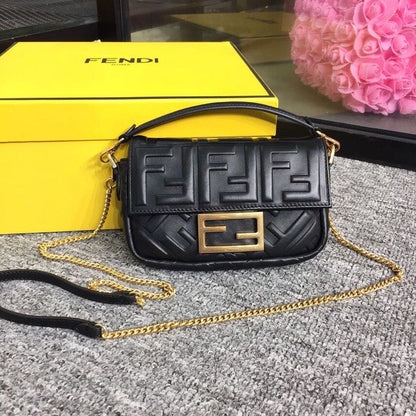 FI Baguette Nappa Black For Women, Women’s Handbags, Shoulder And Crossbody Bags 7.4in/19cm FF 8BS017A72VF15ZW