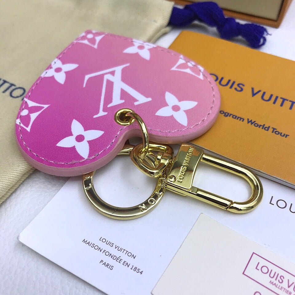 BL - High Quality Keychains LUV 010