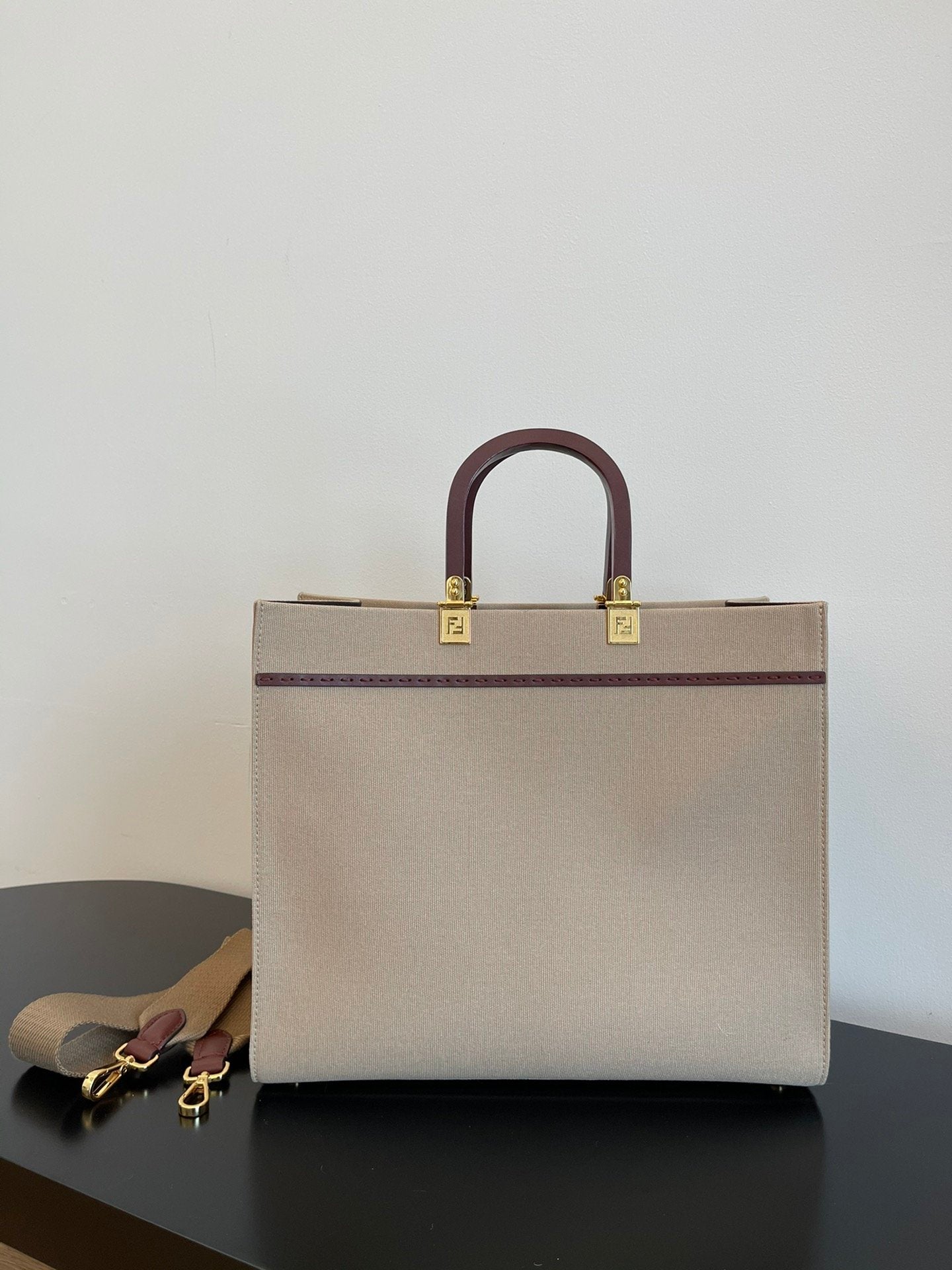 FI Sunshine Medium Tote Bag Beige Canvas For Women, Women’s Bags, Shoulder Bags 13.8in/35cm FF 8BH386