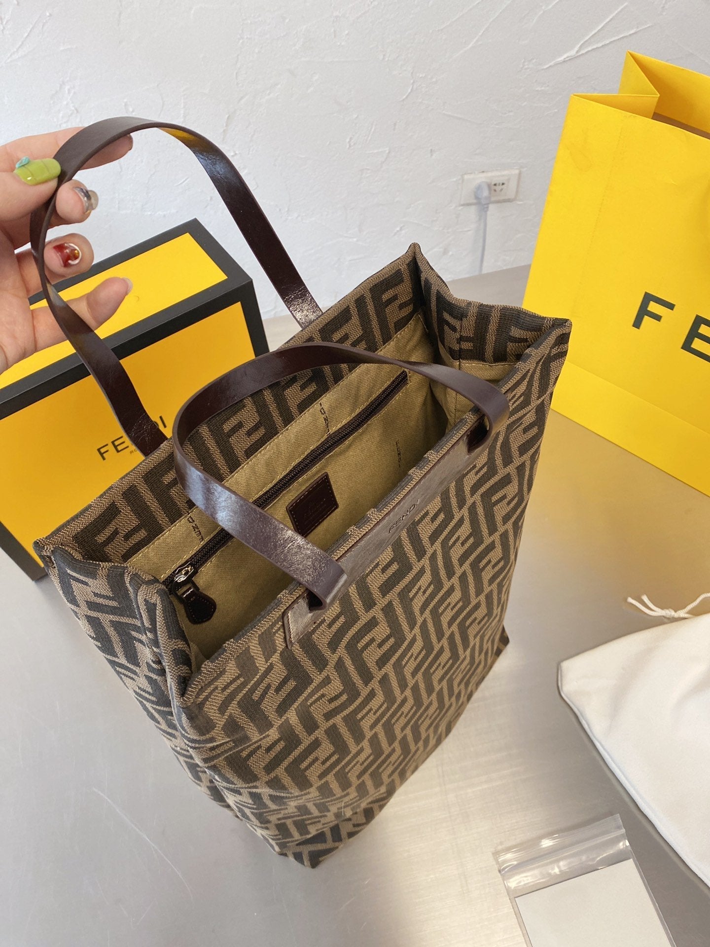 BL - High Quality Bags FEI 142