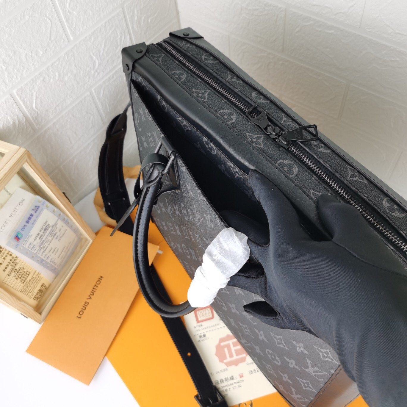 BL - High Quality Bags LUV 195