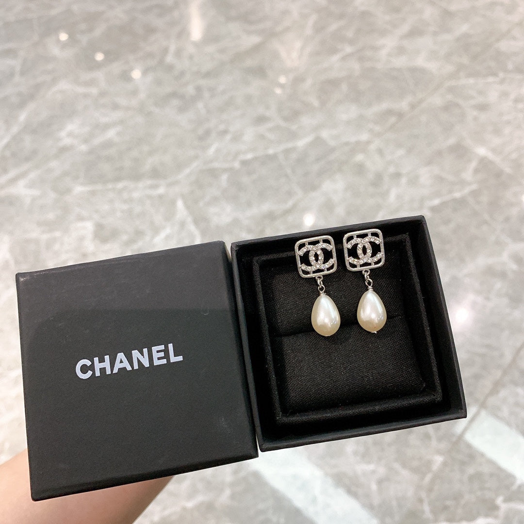 BL - High Quality Earring CHL 013