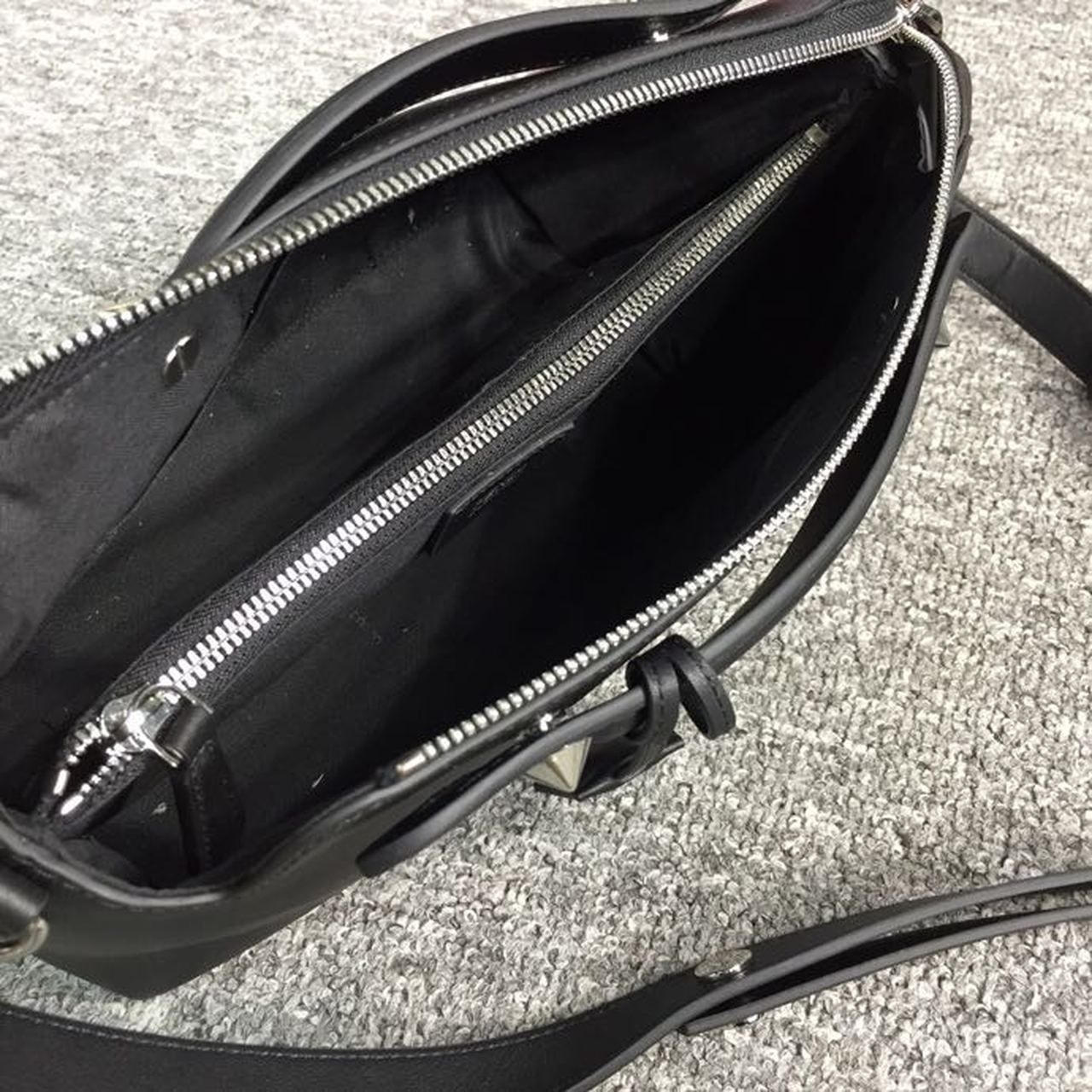 FI By The Way Medium Bag Black For Women, Women’s Handbags, Shoulder And Crossbody Bags 10.6in/27cm FF 8BL1461D5F0GXN