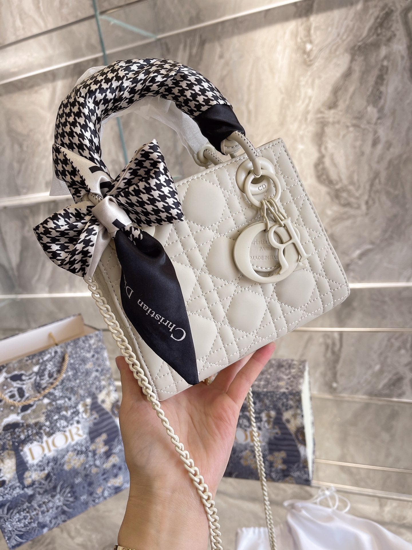 BL - High Quality Bags DIR 057