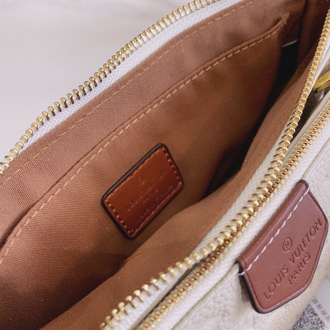 BL - High Quality Bags LUV 062