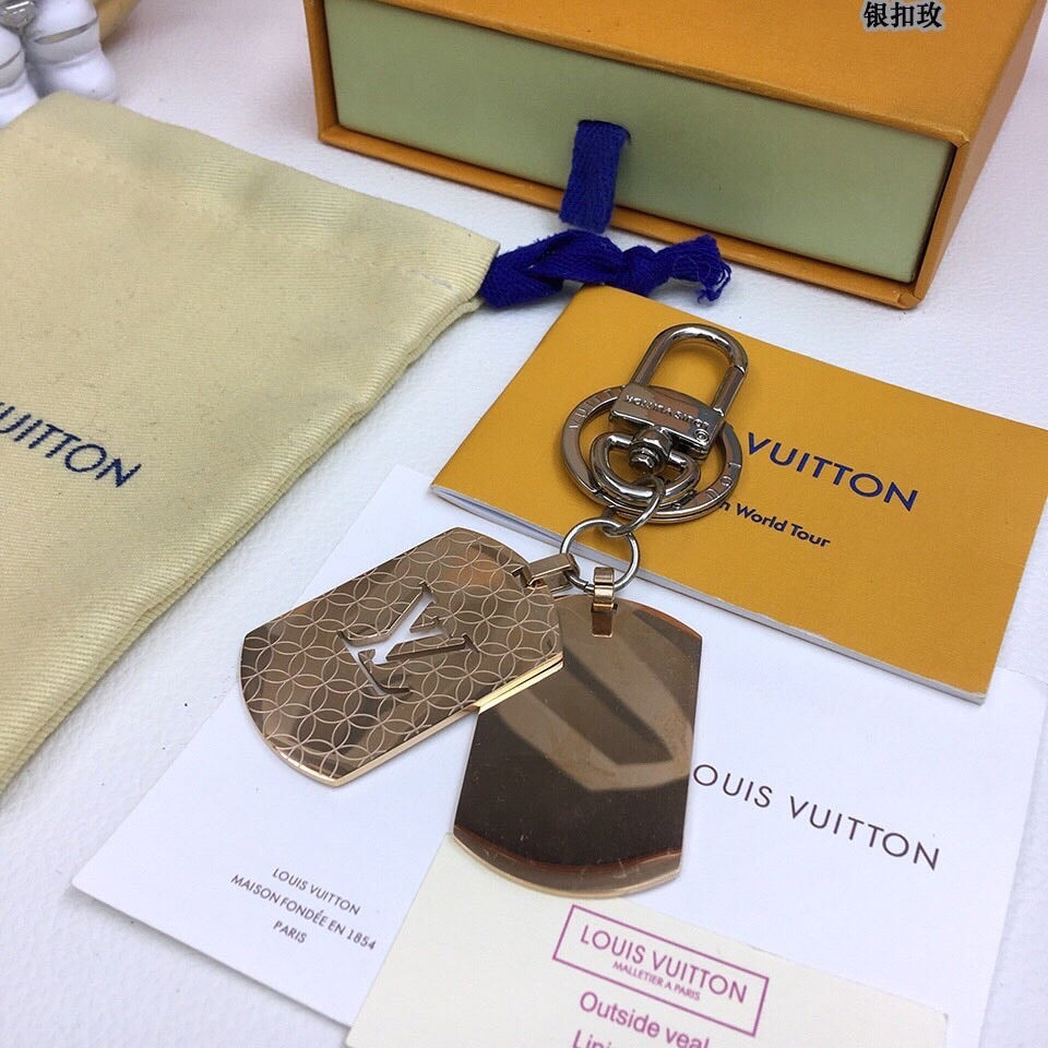 BL - High Quality Keychains LUV 024
