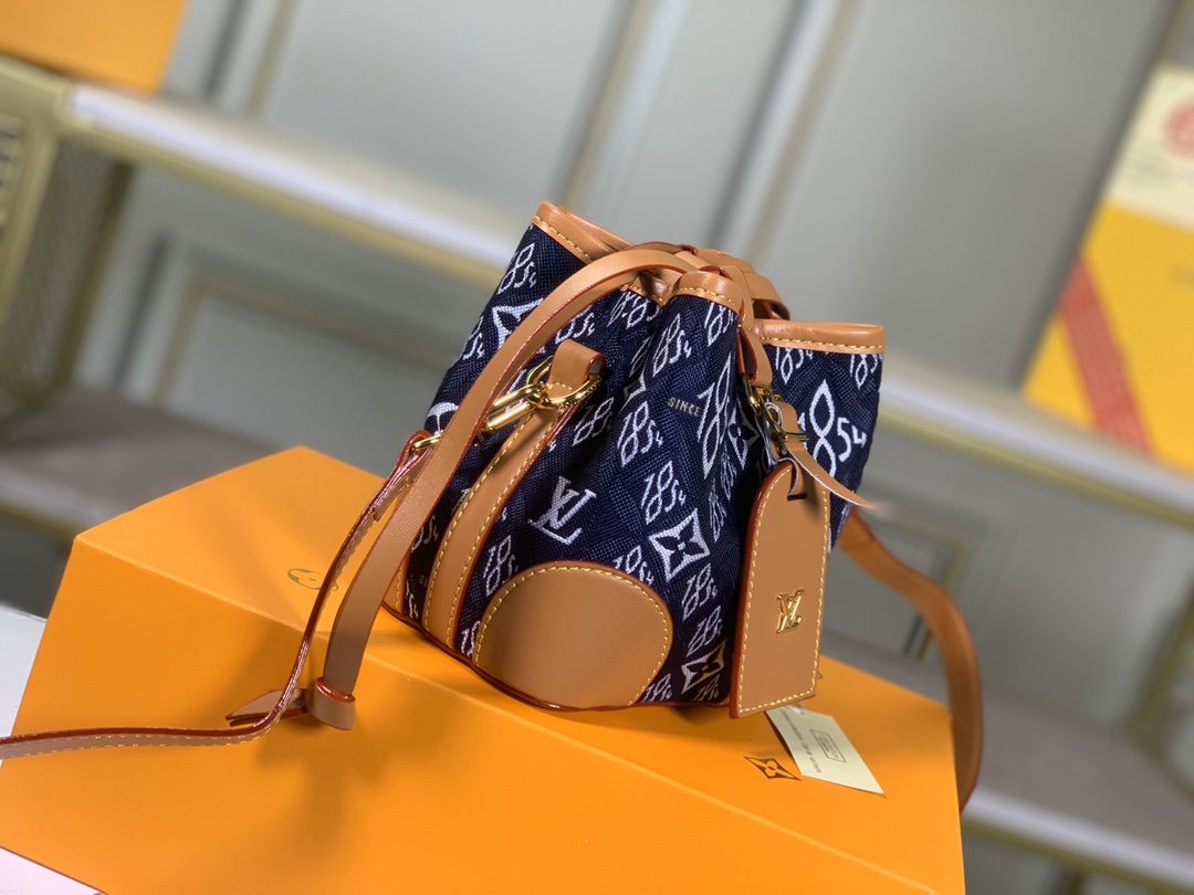 BL - High Quality Bags LUV 099