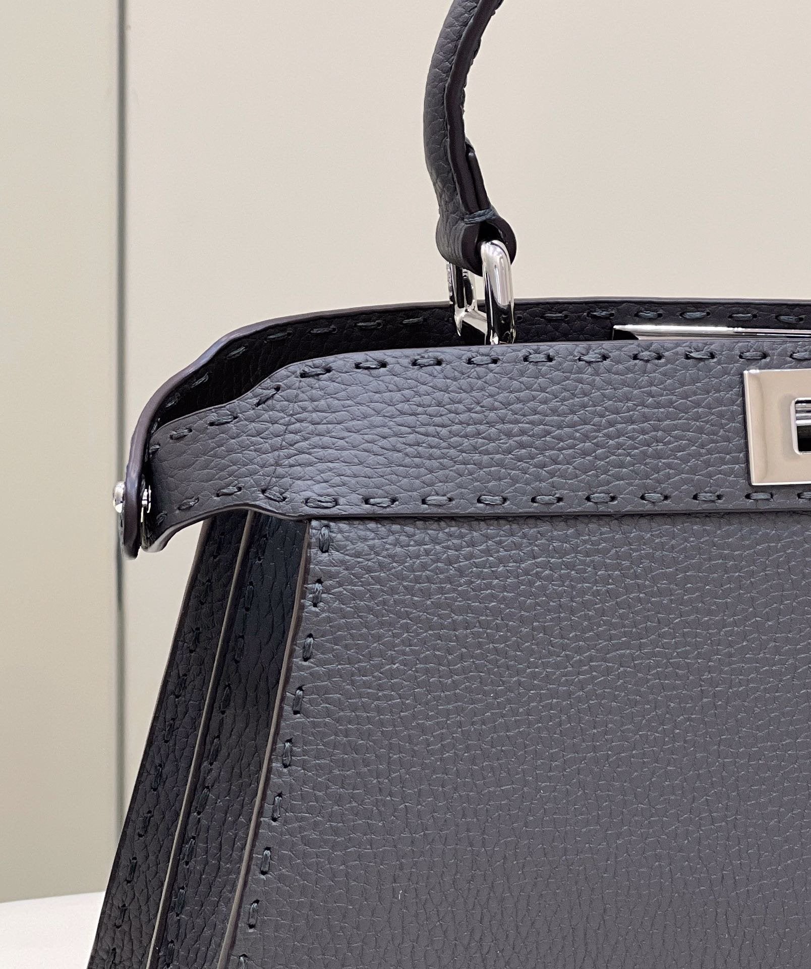 FI Peekaboo ISeeU Medium Black For Women, Women’s Handbags, Shoulder Bag 13.1in/33.5cm FF