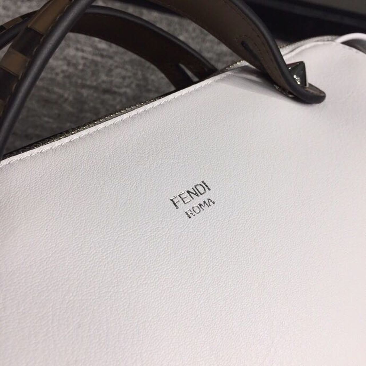 FI By The Way Medium Bag White For Women, Women’s Handbags, Shoulder And Crossbody Bags 10.6in/27cm FF 8BL1461