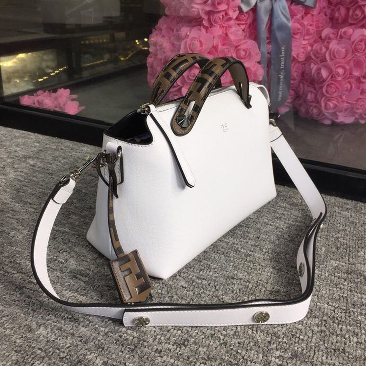 FI By The Way Medium Bag White For Women, Women’s Handbags, Shoulder And Crossbody Bags 10.6in/27cm FF 8BL1461