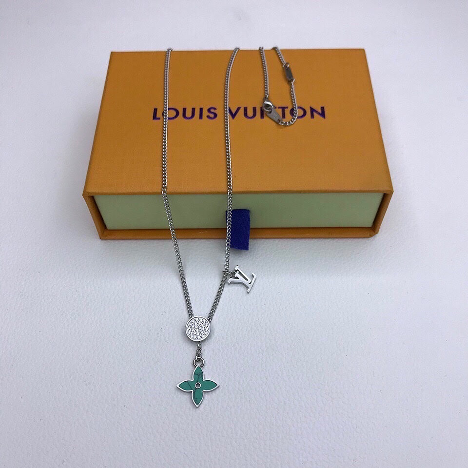 BL - High Quality Necklace LUV007