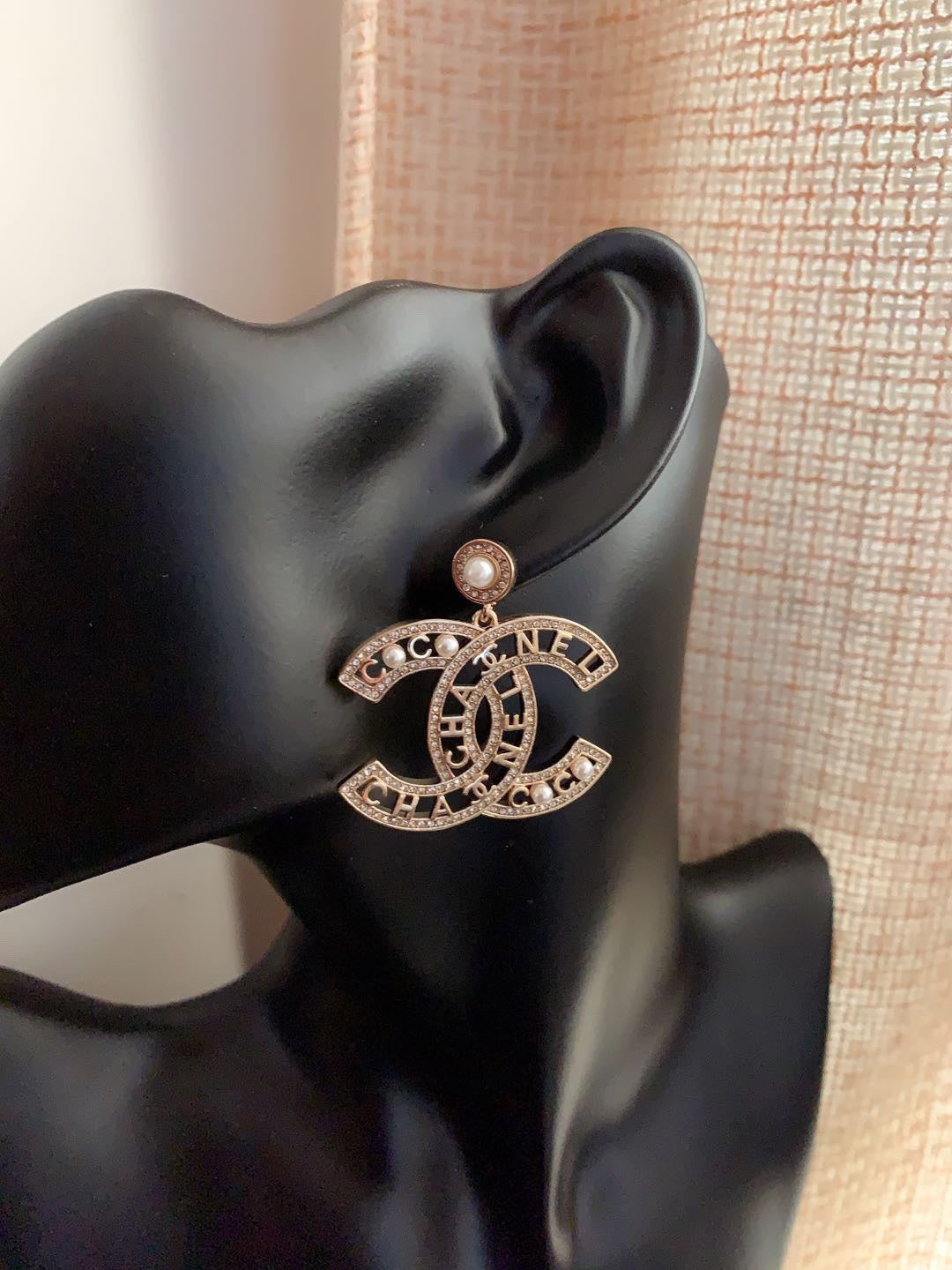 BL - High Quality Earring CHL 027