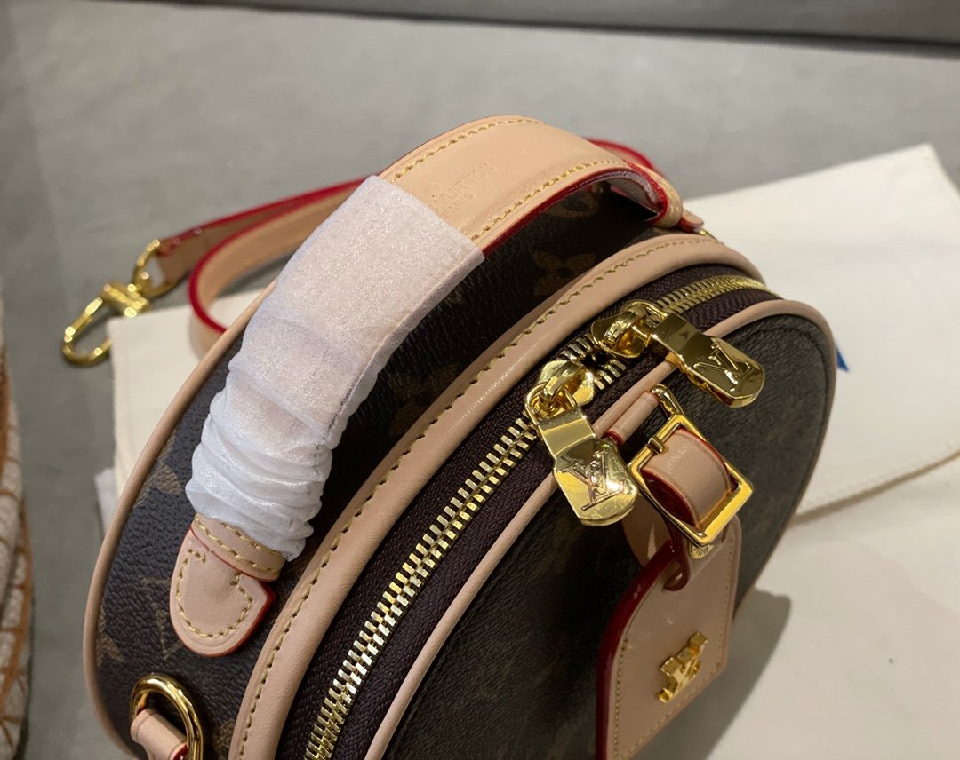 BL - High Quality Bags LUV 074