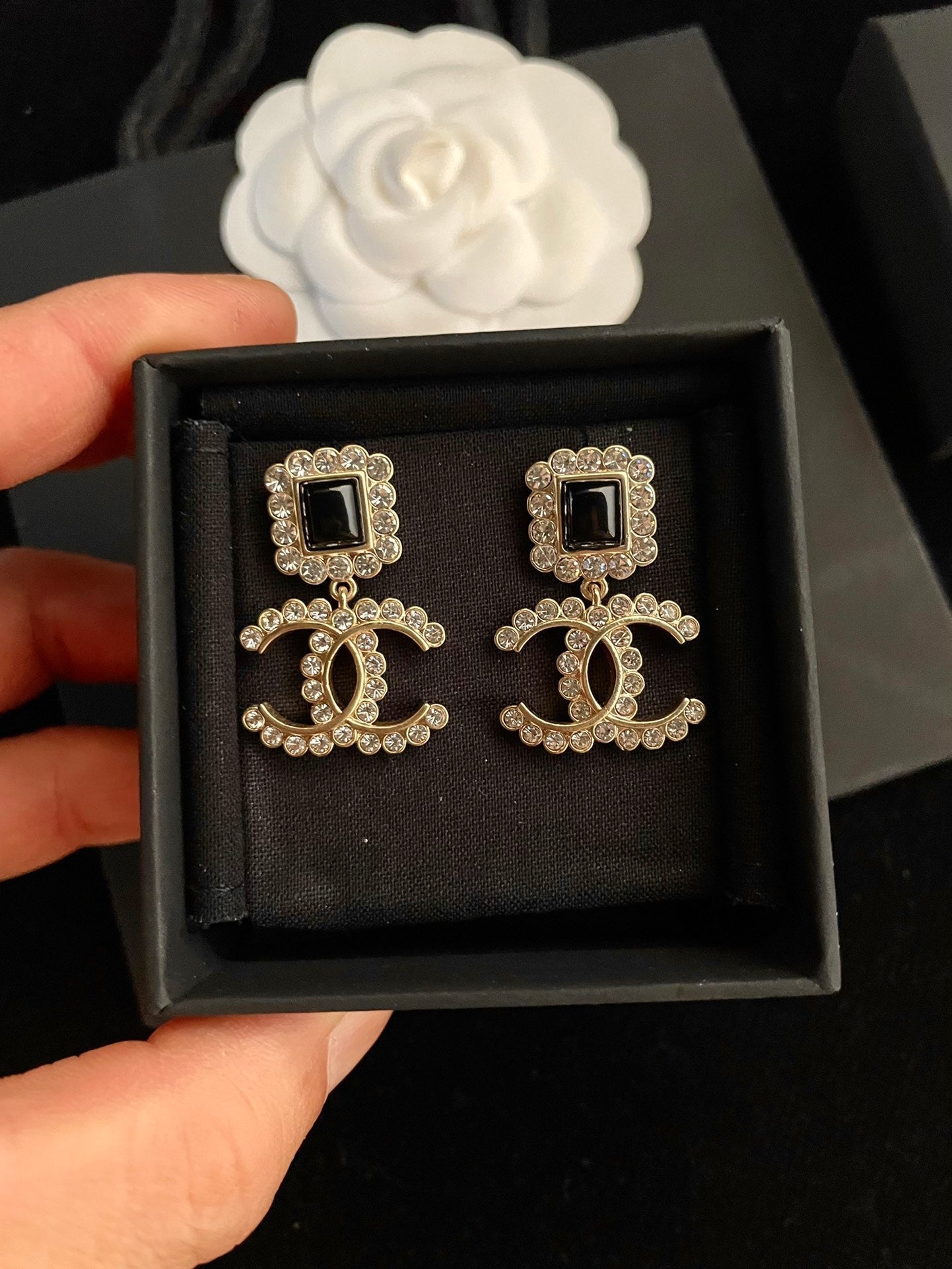 BL - High Quality Earring CHL 011
