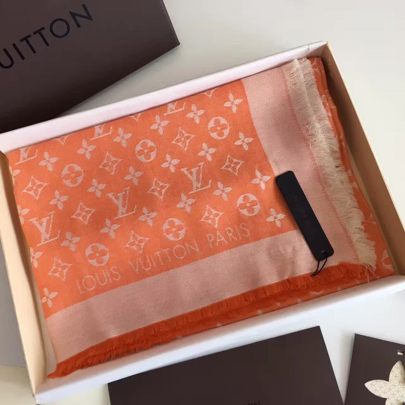 High Quality LUV  Scarf 025