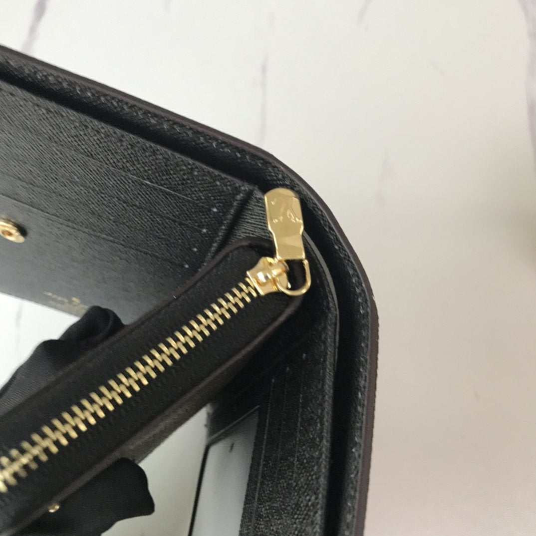 BL - High Quality Wallet LUV 039