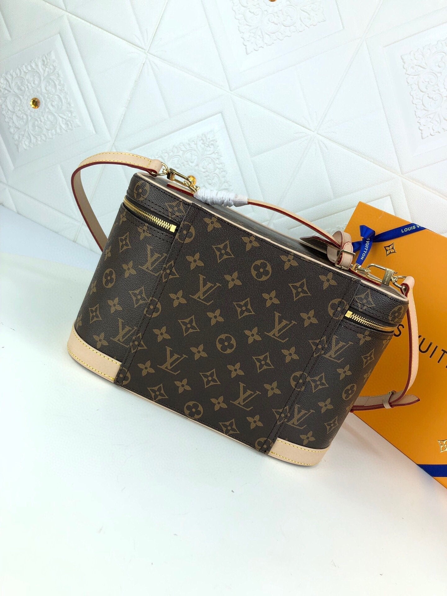 BL - High Quality Bags LUV 024