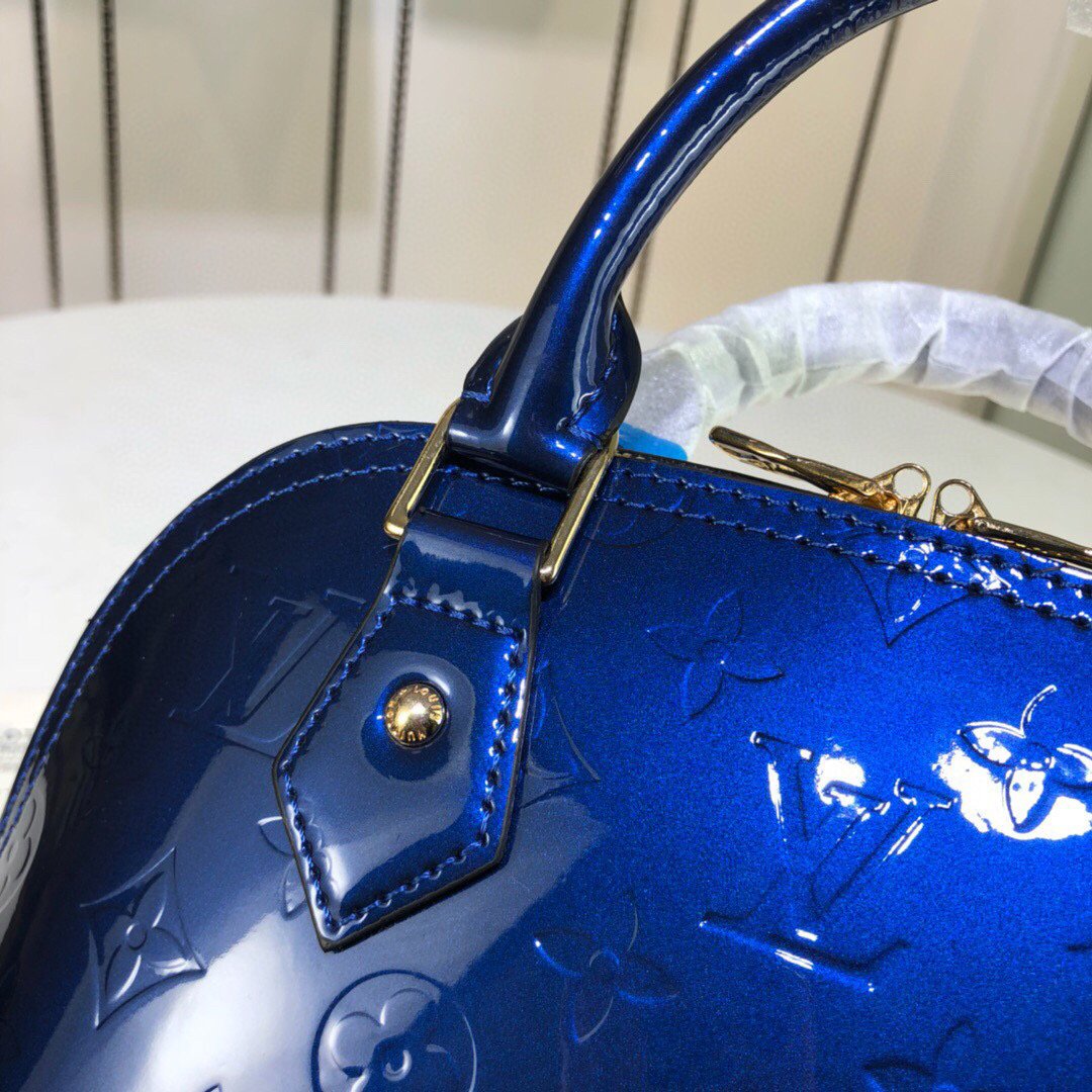 BL - High Quality Bags LUV 058
