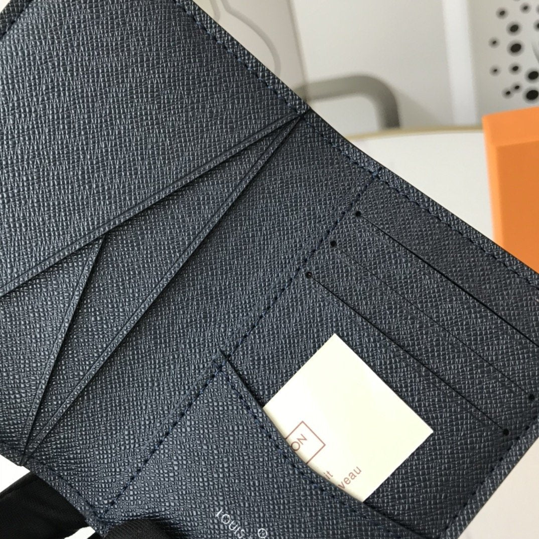 BL - High Quality Wallet LUV 014