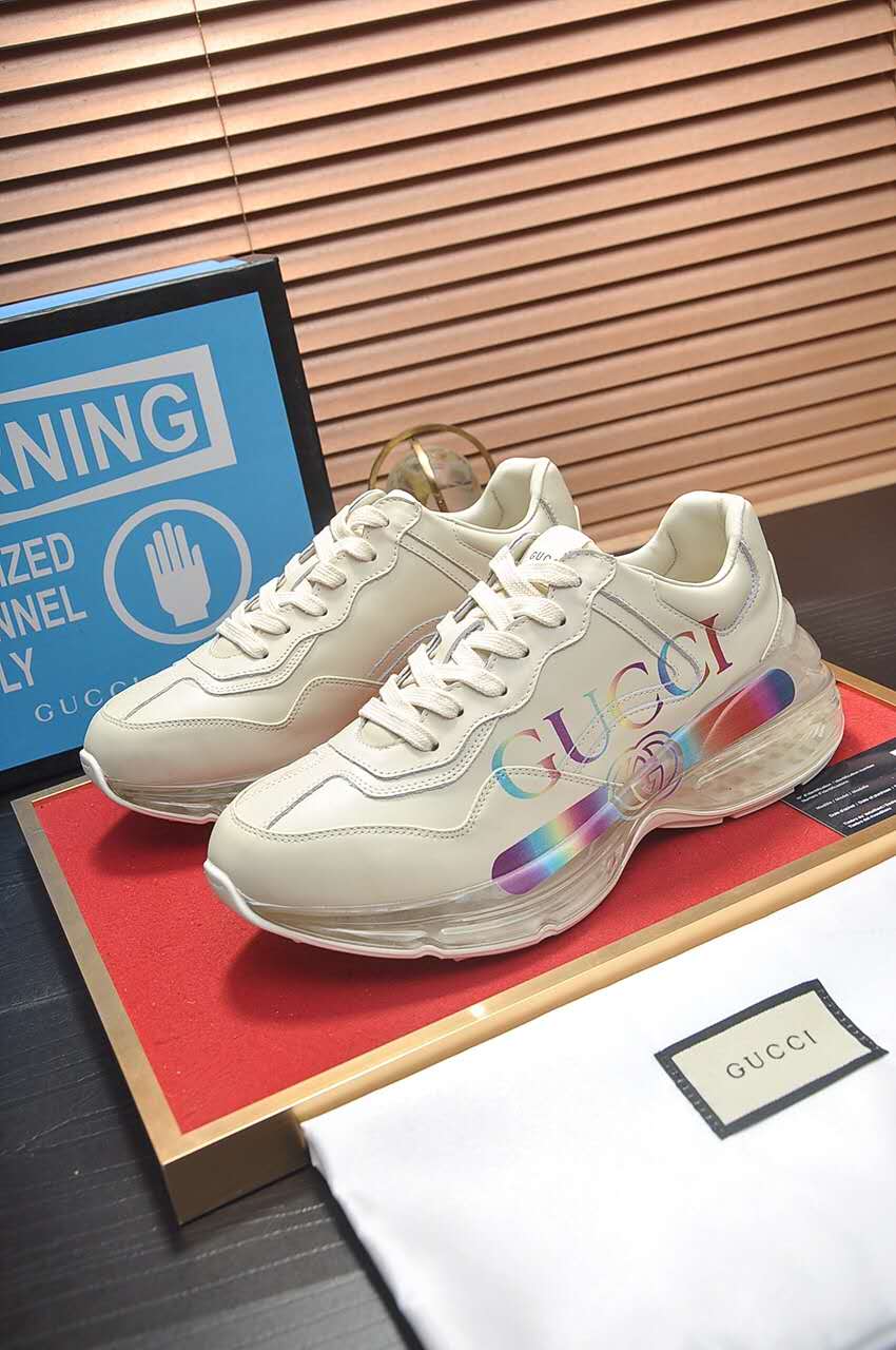 BL-GCI  Rhyton Chunky Logo Sneaker 061