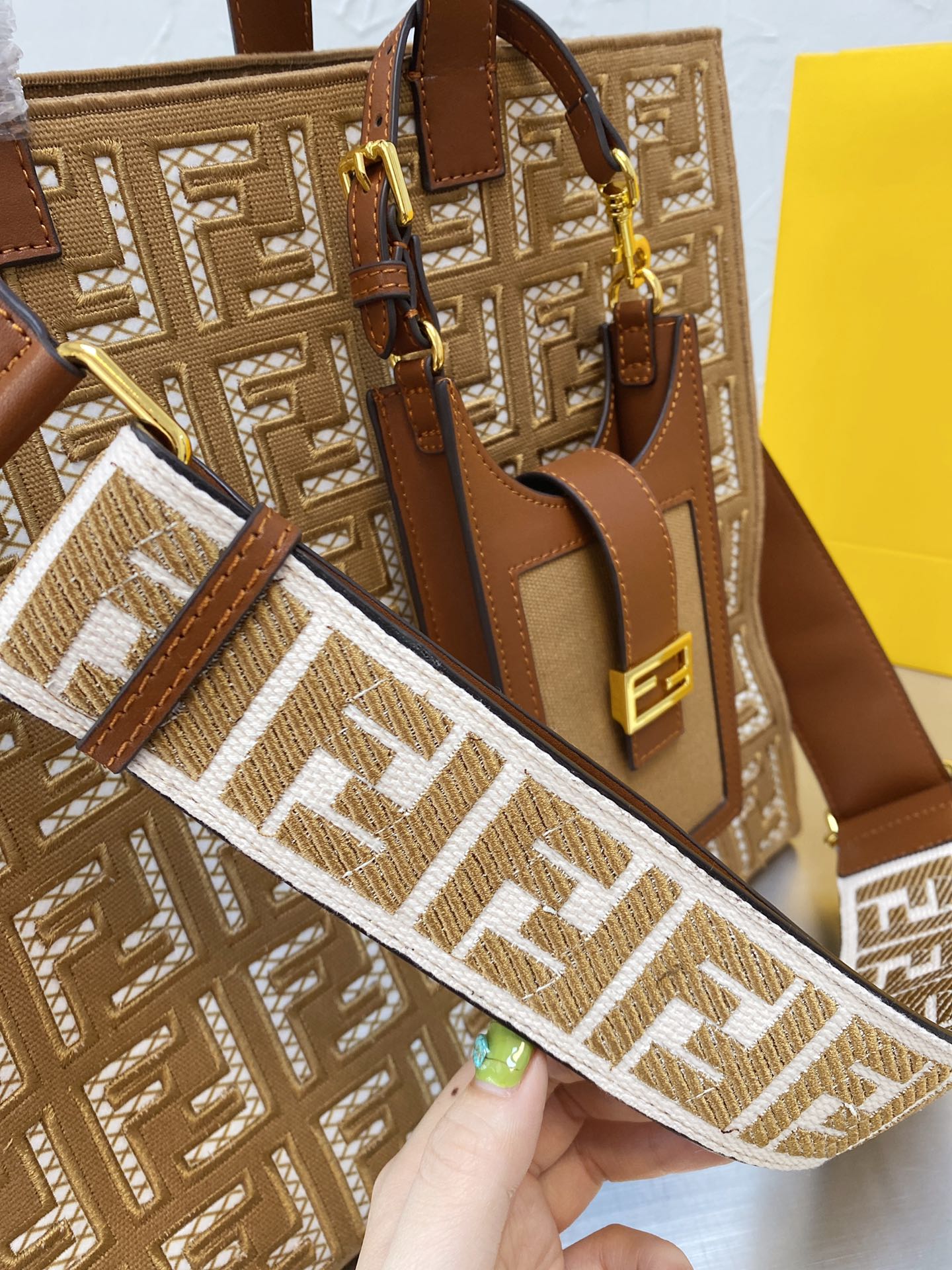 BL - High Quality Bags FEI 137