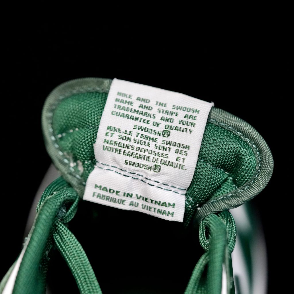 BL - NKE Varsity Green green