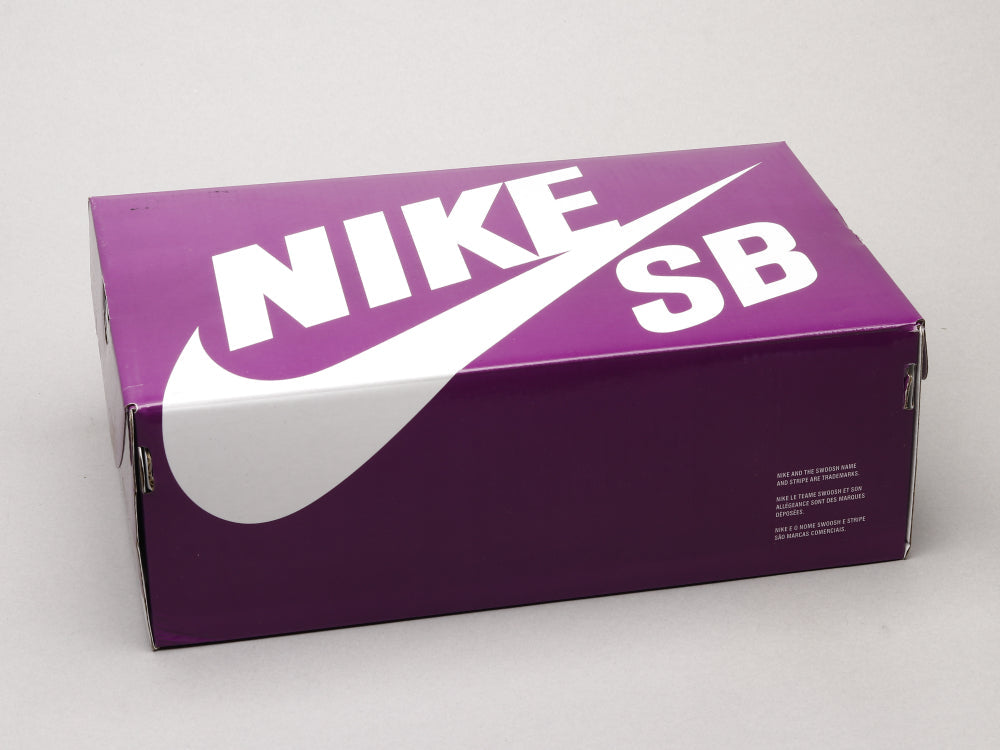 BL - NKE shadow grey