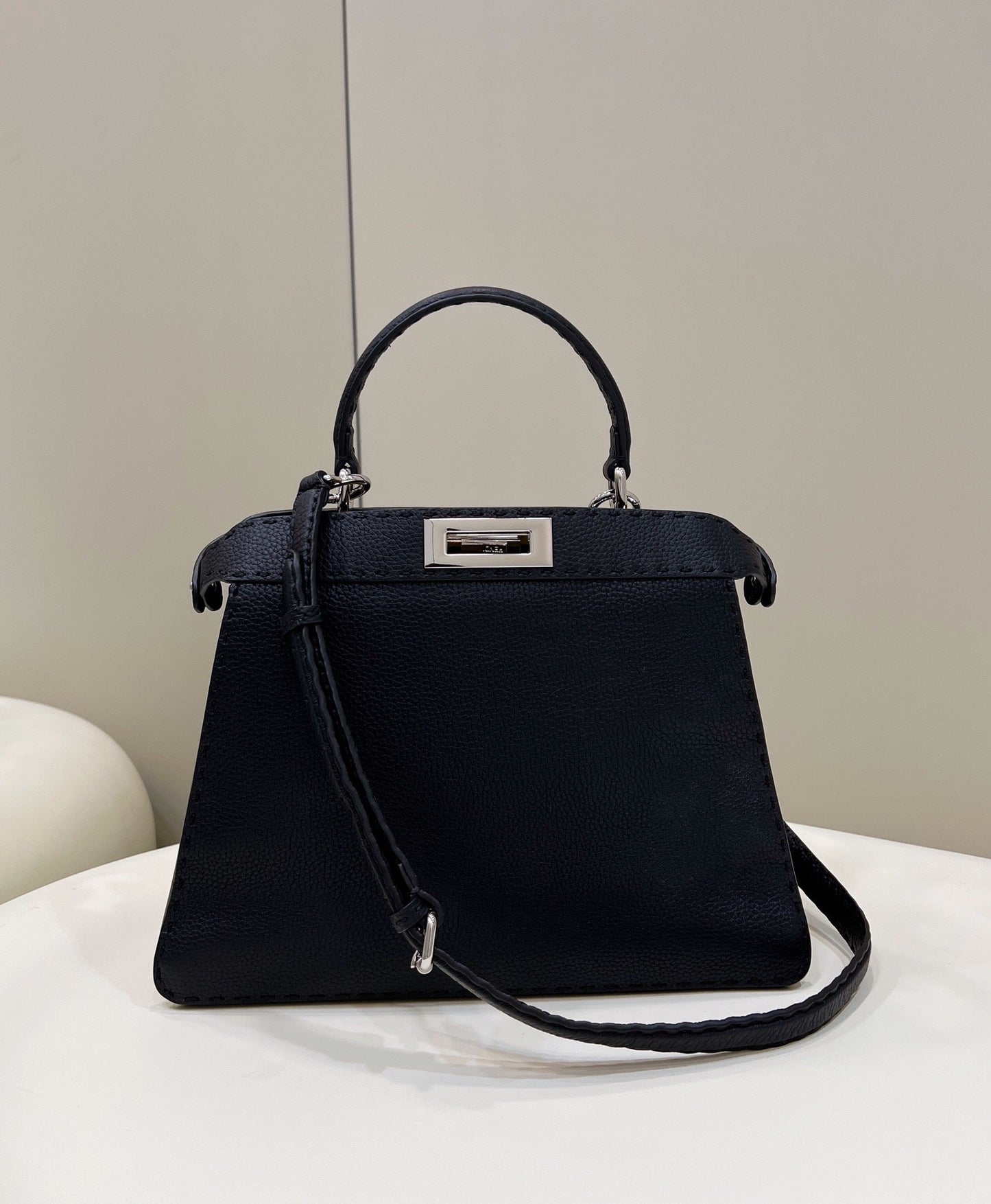 FI Peekaboo ISeeU Medium Black For Women, Women’s Handbags, Shoulder Bags 13.1in/33.5cm FF