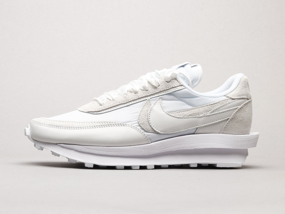 BL - NKE Waffle Satin White