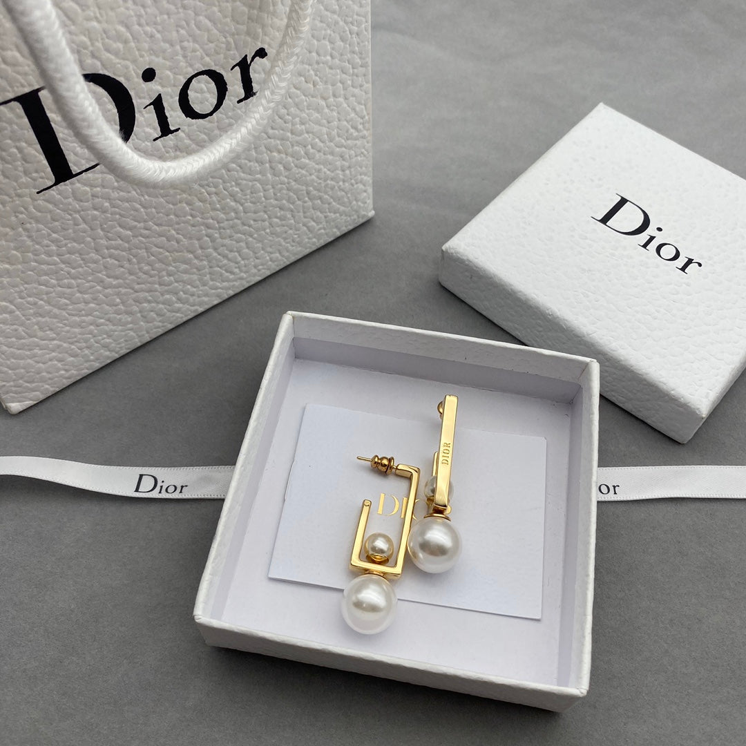 High Quality Earring Dir 035