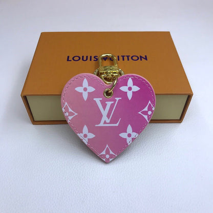BL - High Quality Keychains LUV 010