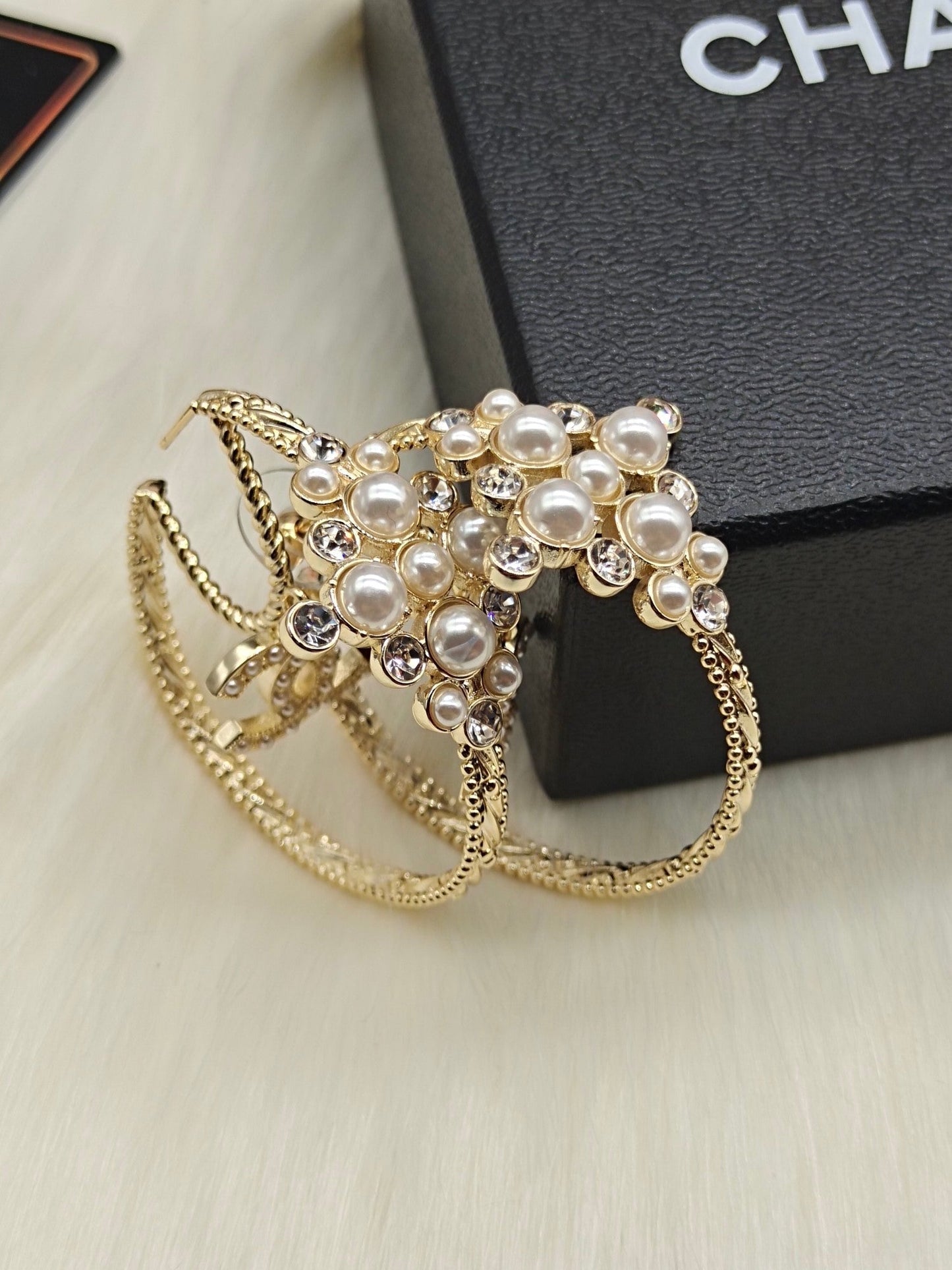 BL - High Quality Earring CHL 070