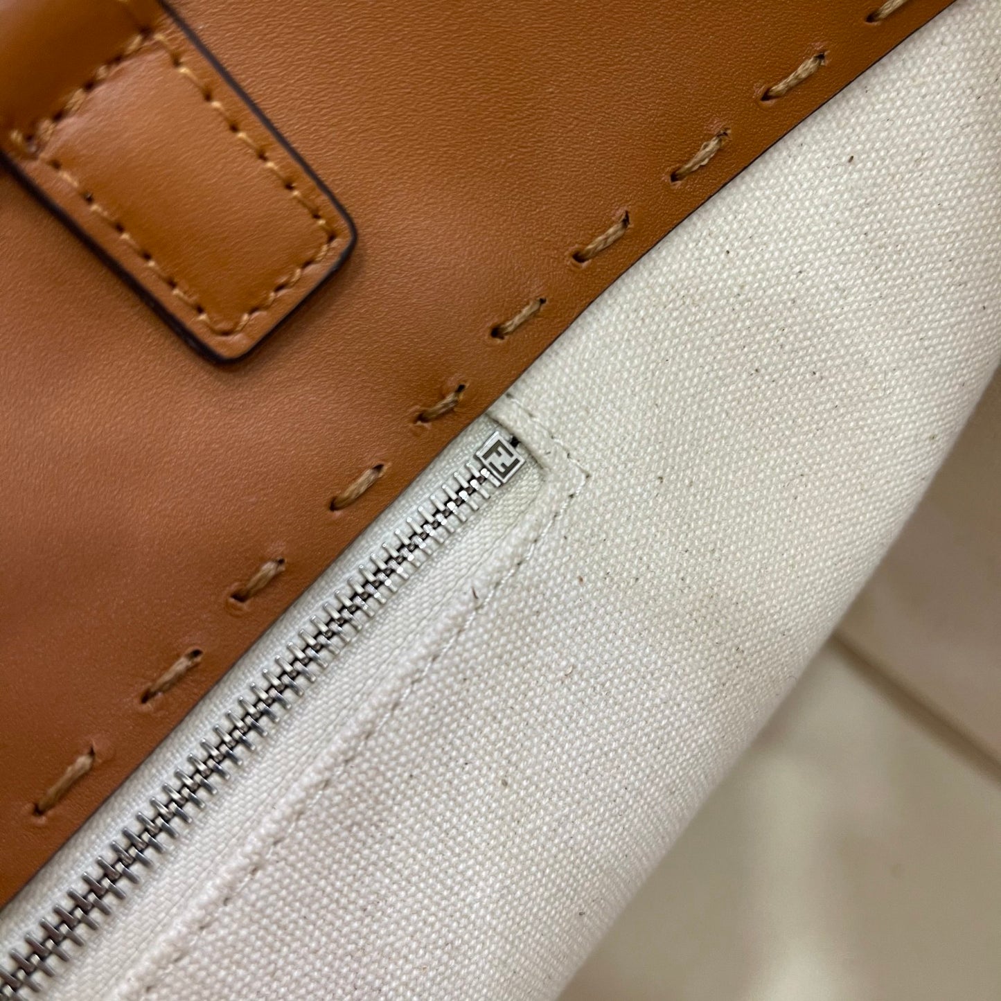 FI Canvas Tote Bag Beige/Brown For Women, Women’s Handbags 18.1in/46cm FF 7VA480