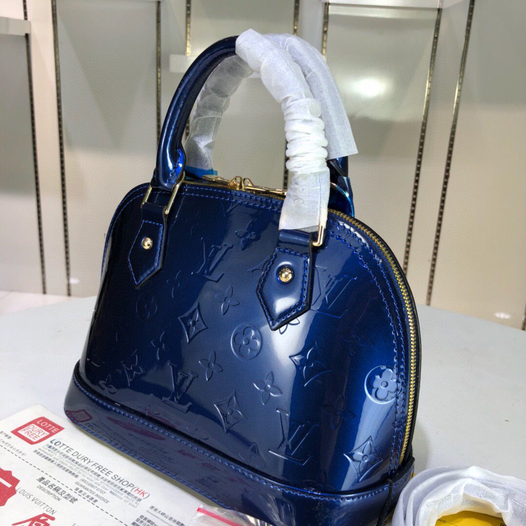 BL - High Quality Bags LUV 058