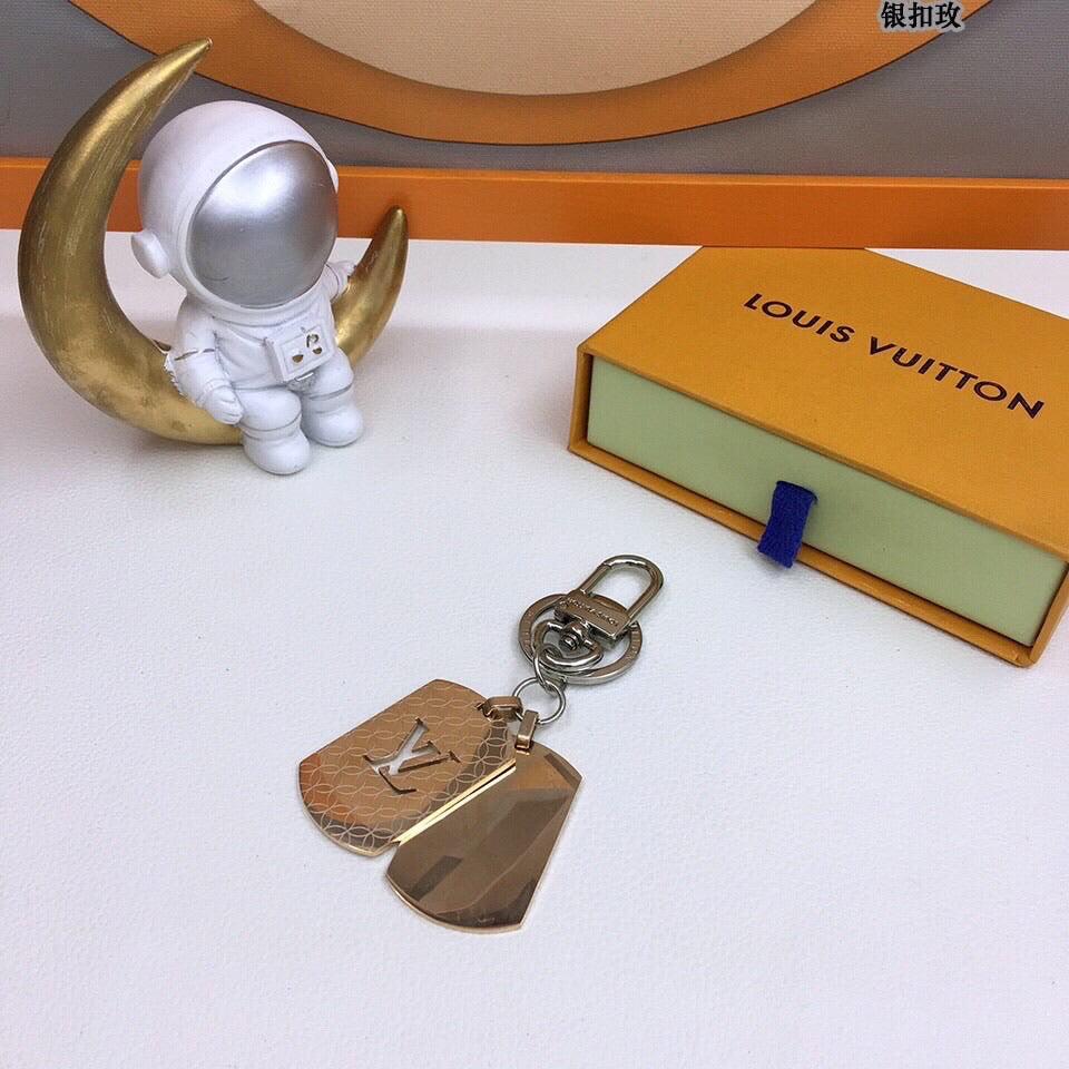 BL - High Quality Keychains LUV 024
