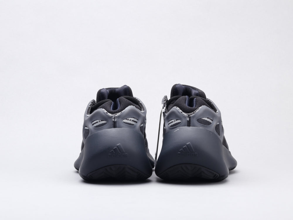 BL - Yzy 700 Alvah Sneaker